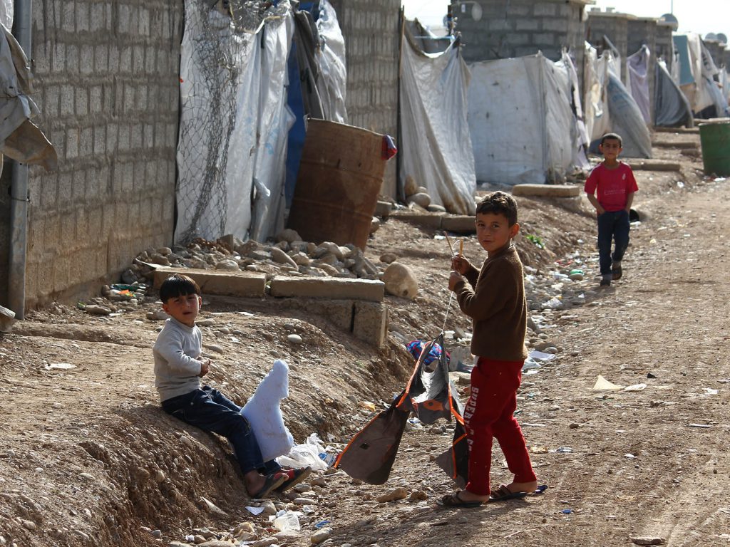 irak_boern_paa_flugt_flygtningelejr_irakisk_kurdistan irak_boern_paa_flugt_flygtningelejr_irakisk_kurdistan