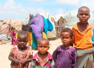 DI_2018_hjemlose boern i somalia faar hjaelp