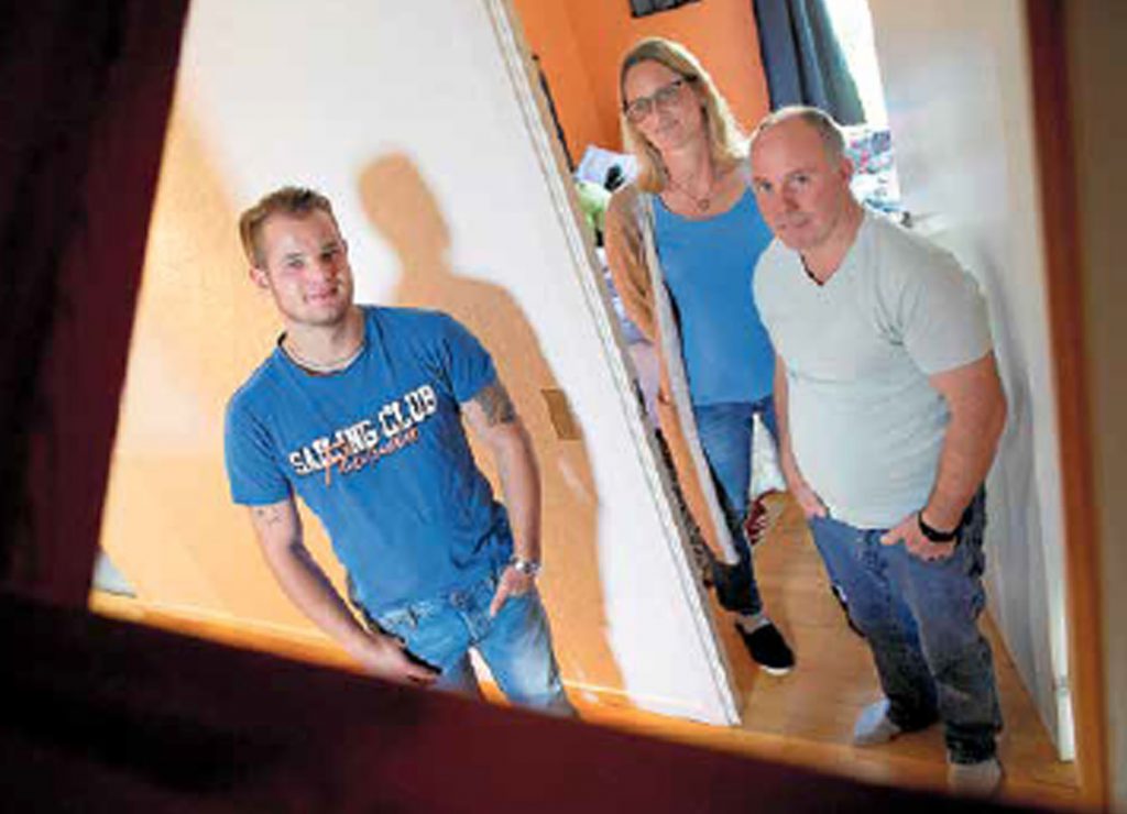 drl_dennis redder stedfars liv drl_dennis redder stedfars liv