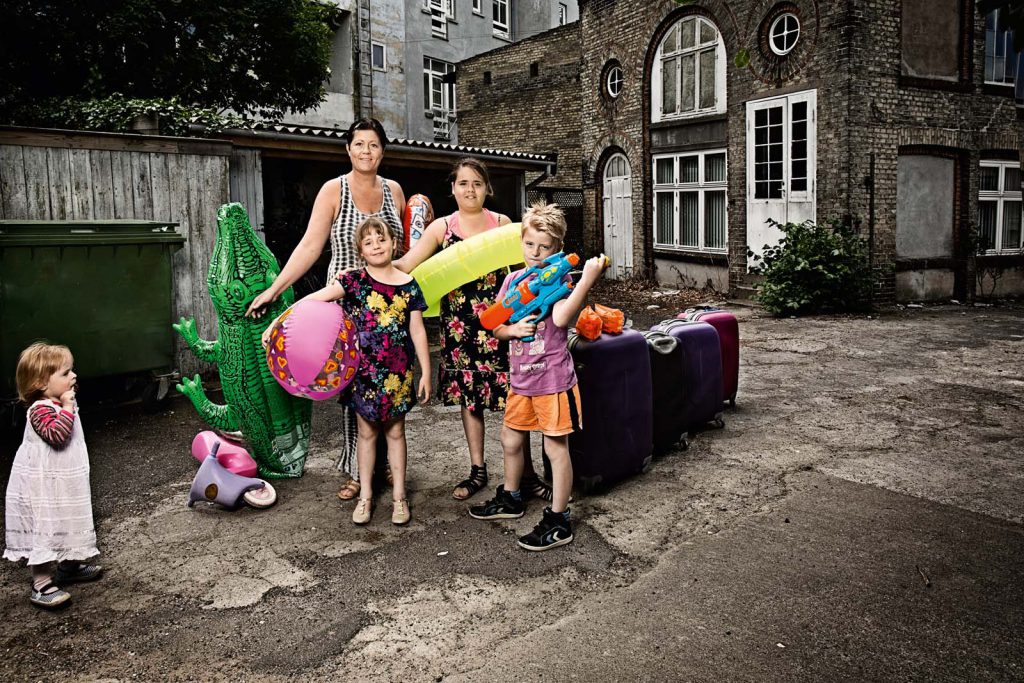 feriehjaelp_familie_i_gaarden feriehjaelp_familie_i_gaarden