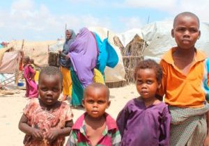 DI_2018_hjemlose boern i somalia faar hjaelp